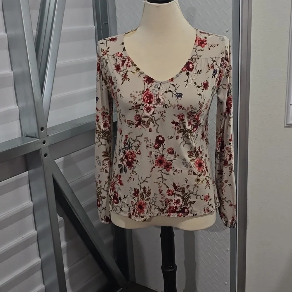 DAYTRIP TOP SIZE‎ SMALL FLORAL PRINT